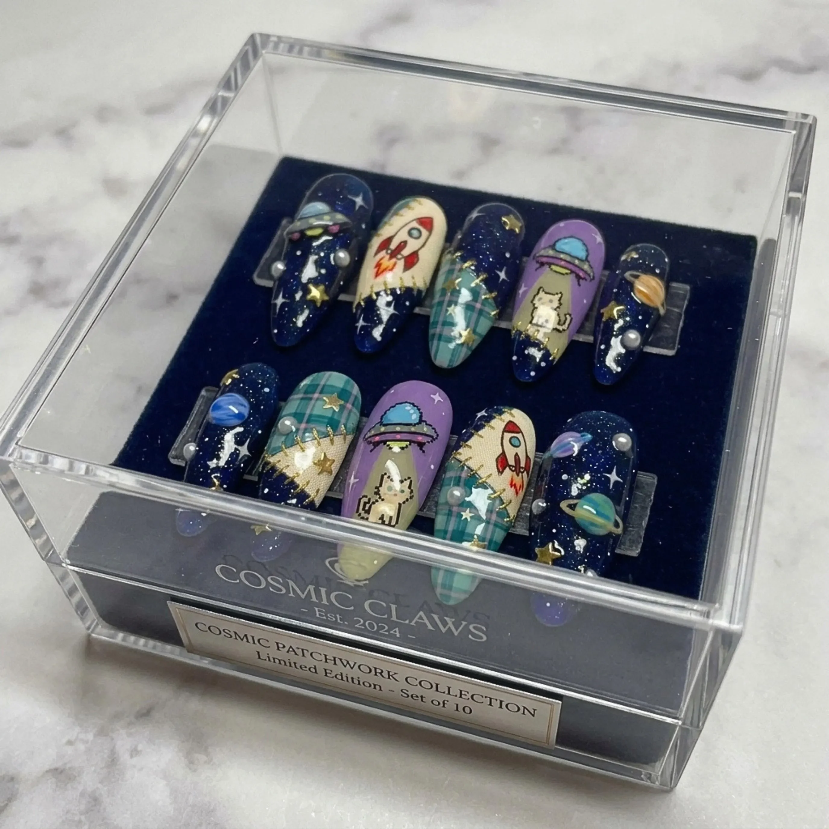 press on nails, custom press on nails, fake nails, Nails Art, stained glass nails, gold press on nails, 3d press on nails, luxury press on nails, handmade press on nails