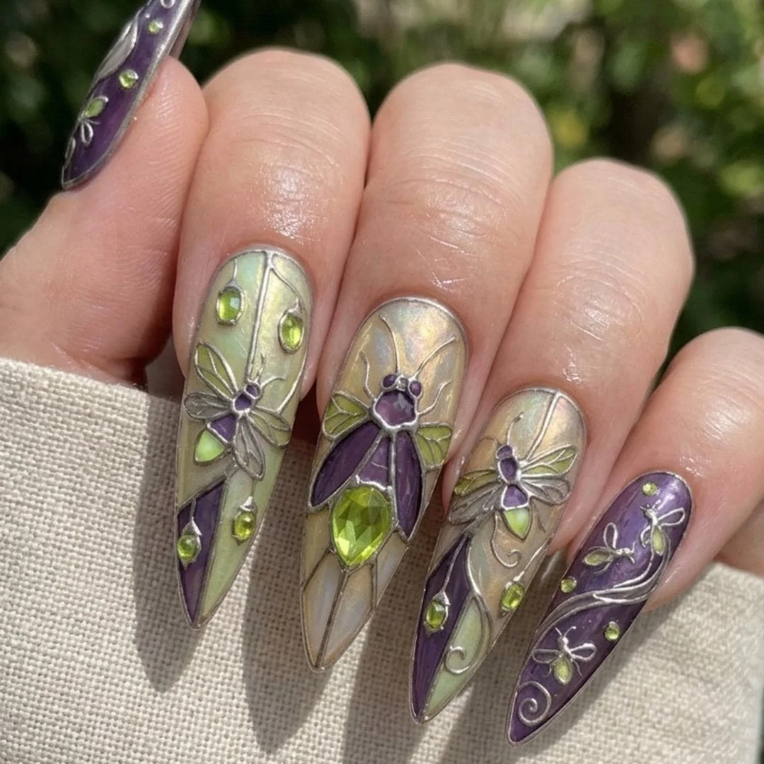 press on nails, custom press on nails, fake nails, Nails Art, stained glass nails, gold press on nails, 3d press on nails, luxury press on nails, handmade press on nails