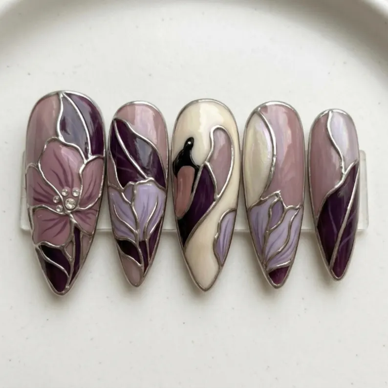 press on nails, custom press on nails, fake nails, Nails Art, stained glass nails, gold press on nails, 3d press on nails, luxury press on nails, handmade press on nails