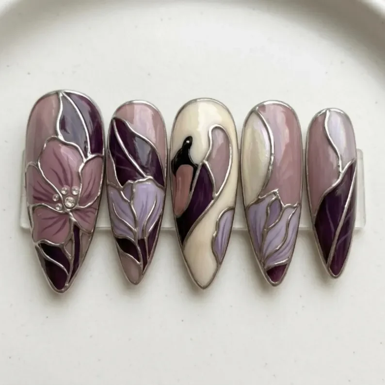 press on nails, custom press on nails, fake nails, Nails Art, stained glass nails, gold press on nails, 3d press on nails, luxury press on nails, handmade press on nails