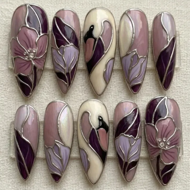 press on nails, custom press on nails, fake nails, Nails Art, stained glass nails, gold press on nails, 3d press on nails, luxury press on nails, handmade press on nails