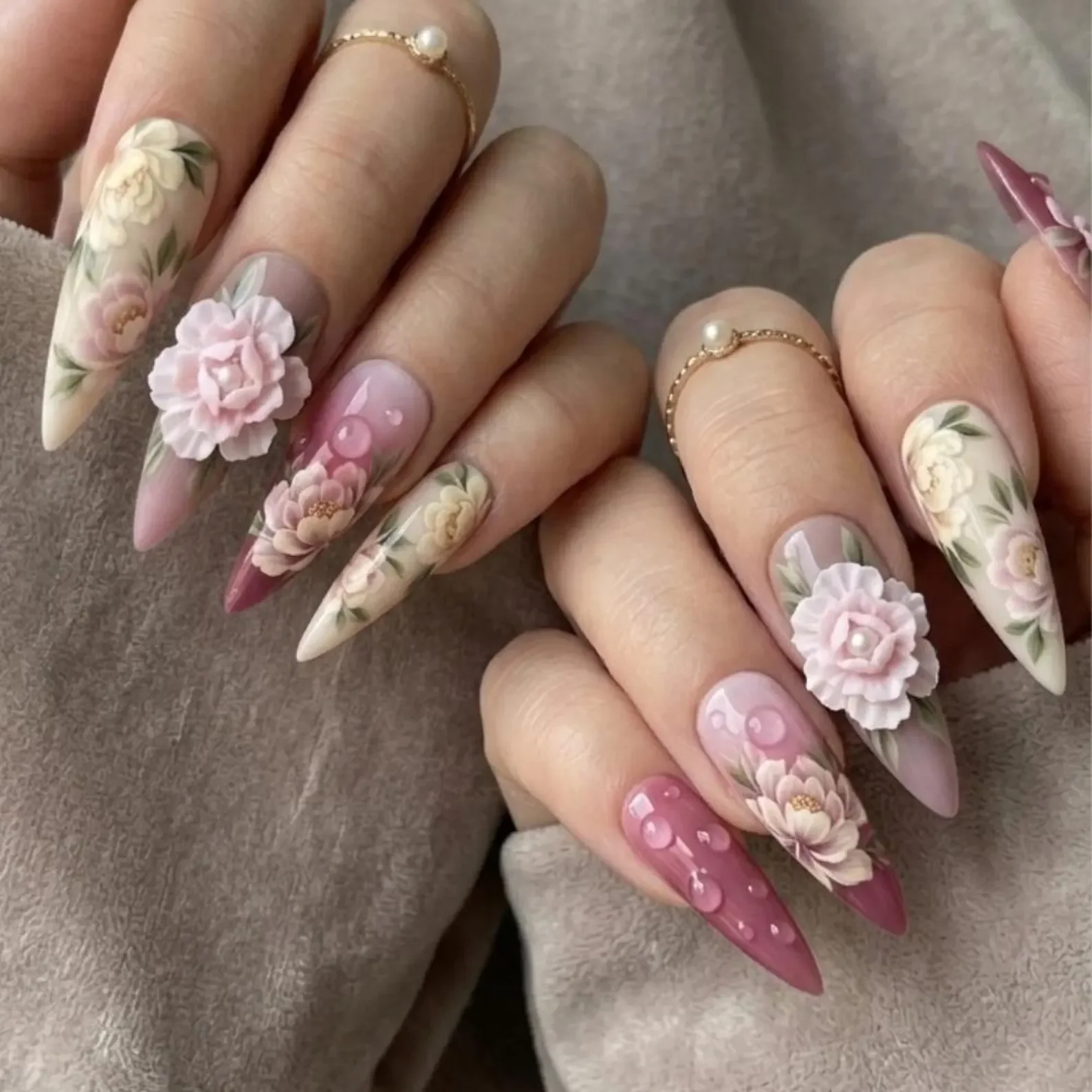 pink bridal nails, wedding nails, press on nails, custom press on nails, fake nails, Nails Art, stained glass nails, gold press on nails, 3d press on nails, luxury press on nails, handmade press on nails