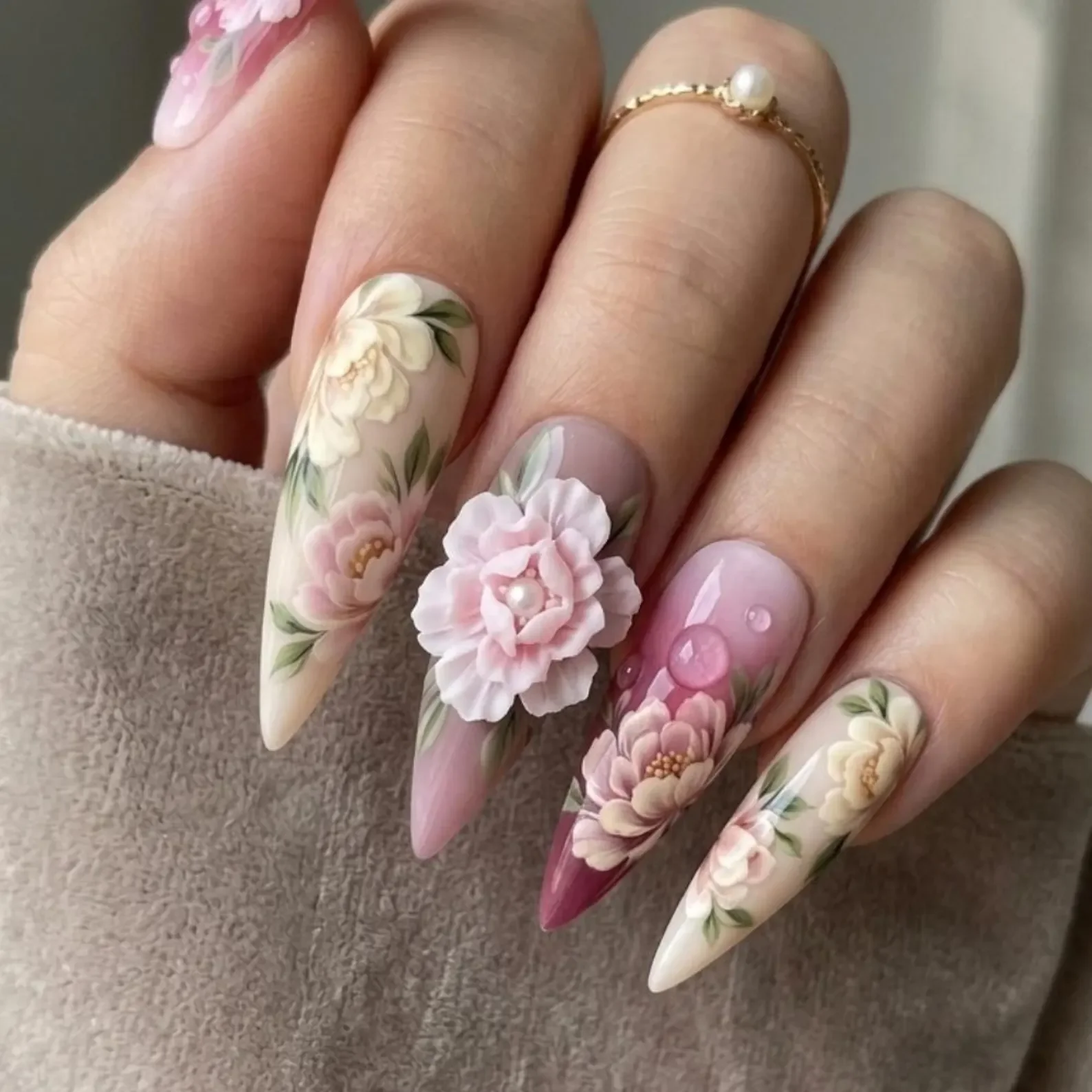 floral press on, peony nail design, press on nails, custom press on nails, fake nails, Nails Art, stained glass nails, gold press on nails, 3d press on nails, luxury press on nails, handmade press on nails