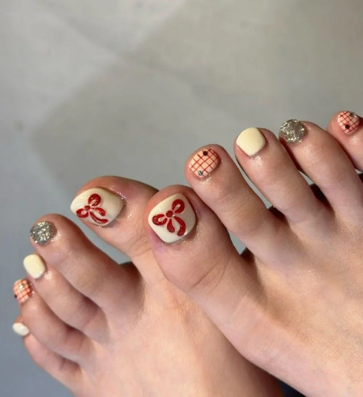 press on nails, custom press on nails, fake nails, Nails Art, stained glass nails, gold press on nails, 3d press on nails, luxury press on nails, handmade press on nails