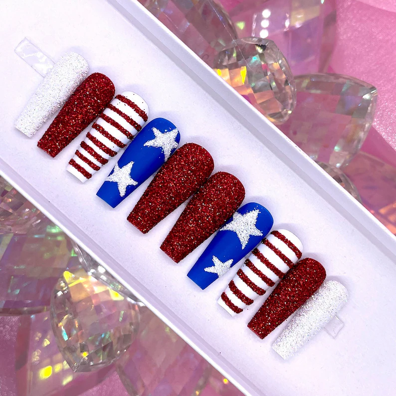 press on nails, custom press on nails, fake nails, Nails Art, stained glass nails, gold press on nails, 3d press on nails, luxury press on nails, handmade press on nails