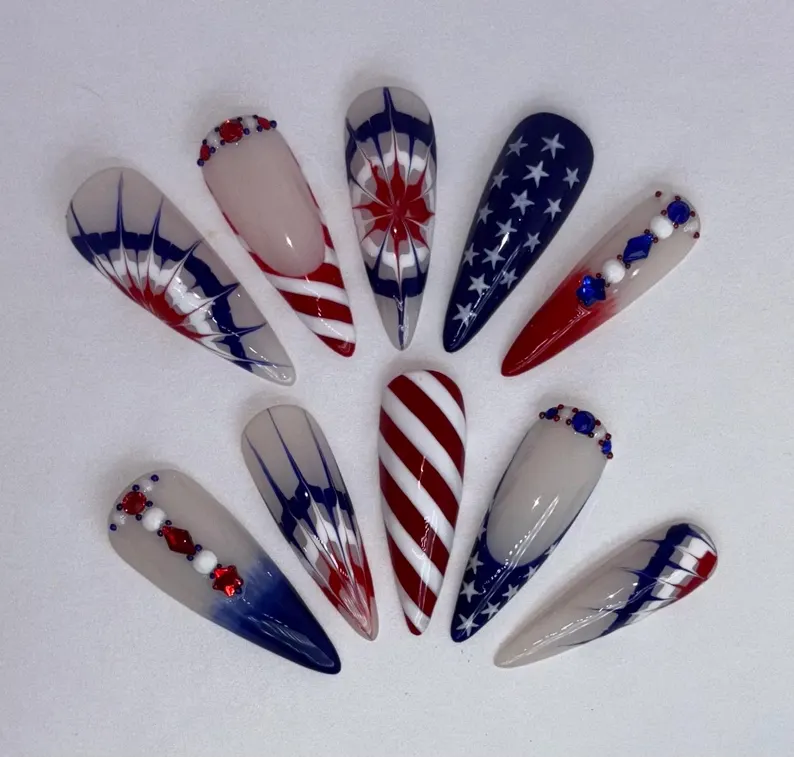 press on nails, custom press on nails, fake nails, Nails Art, stained glass nails, gold press on nails, 3d press on nails, luxury press on nails, handmade press on nails