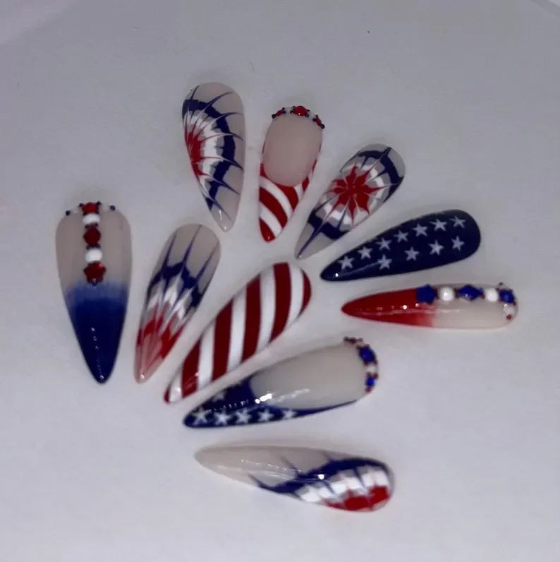 press on nails, custom press on nails, fake nails, Nails Art, stained glass nails, gold press on nails, 3d press on nails, luxury press on nails, handmade press on nails