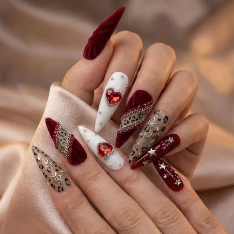 press on nails, custom press on nails, fake nails, Nails Art, stained glass nails, gold press on nails, 3d press on nails, luxury press on nails, handmade press on nails