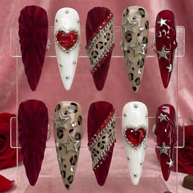 press on nails, custom press on nails, fake nails, Nails Art, stained glass nails, gold press on nails, 3d press on nails, luxury press on nails, handmade press on nails