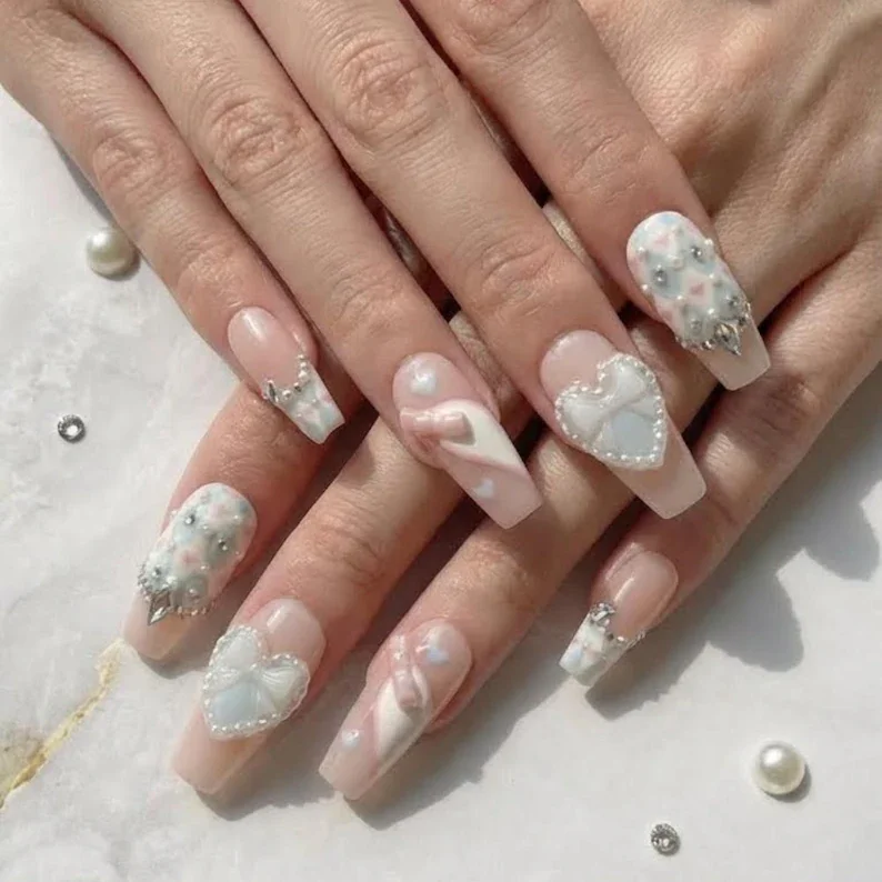 press on nails, custom press on nails, fake nails, Nails Art, stained glass nails, gold press on nails, 3d press on nails, luxury press on nails, handmade press on nails