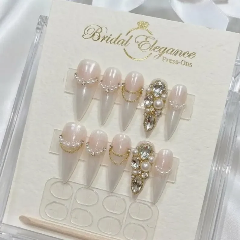royal pearl bridal, press on nails, custom press on nails, fake nails, Nails Art, stained glass nails, gold press on nails, 3d press on nails, luxury press on nails, handmade press on nails