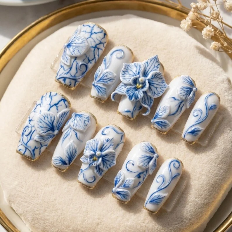 royal porcelain nails, blue white chinoiserie, press on nails, custom press on nails, fake nails, Nails Art, stained glass nails, gold press on nails, 3d press on nails, luxury press on nails, handmade press on nails