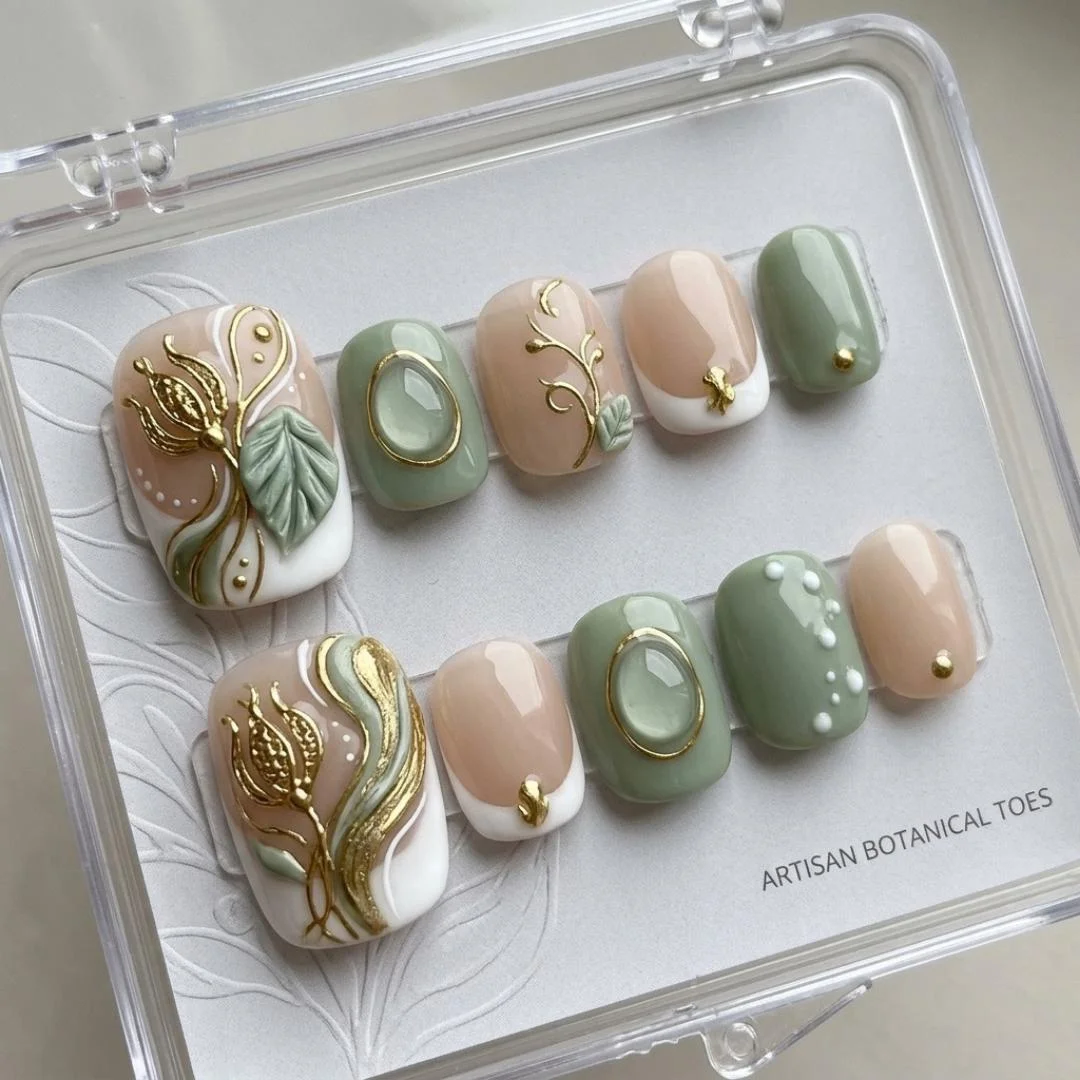 3D gold accents, floral pedicure, press on nails, custom press on nails, fake nails, Nails Art, stained glass nails, gold press on nails, 3d press on nails, luxury press on nails, handmade press on nails