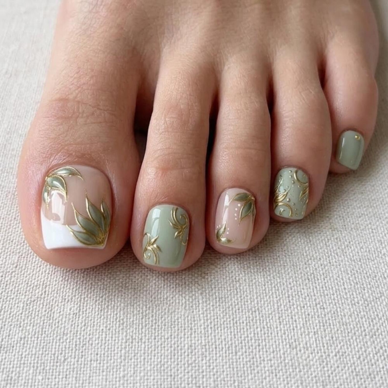 sage green nails, press on toes, press on nails, custom press on nails, fake nails, Nails Art, stained glass nails, gold press on nails, 3d press on nails, luxury press on nails, handmade press on nails