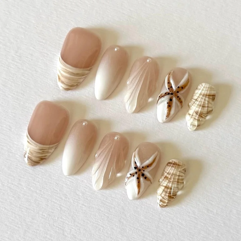 press on nails, custom press on nails, fake nails, Nails Art, stained glass nails, gold press on nails, 3d press on nails, luxury press on nails, handmade press on nails