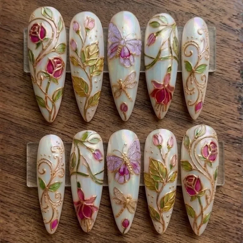 press on nails, custom press on nails, fake nails, Nails Art, stained glass nails, gold press on nails, 3d press on nails, luxury press on nails, handmade press on nails