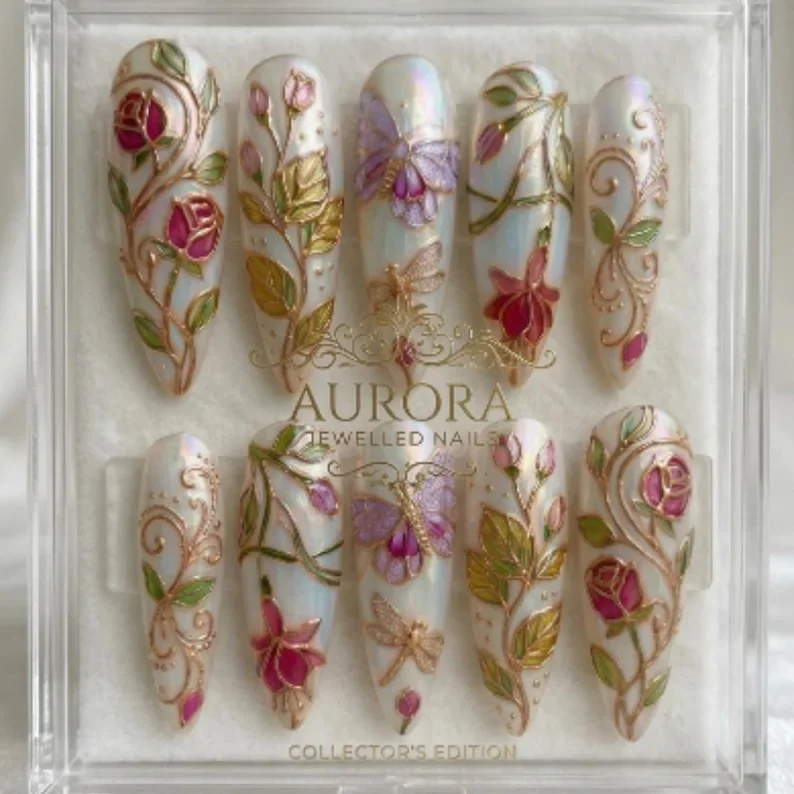 press on nails, custom press on nails, fake nails, Nails Art, stained glass nails, gold press on nails, 3d press on nails, luxury press on nails, handmade press on nails