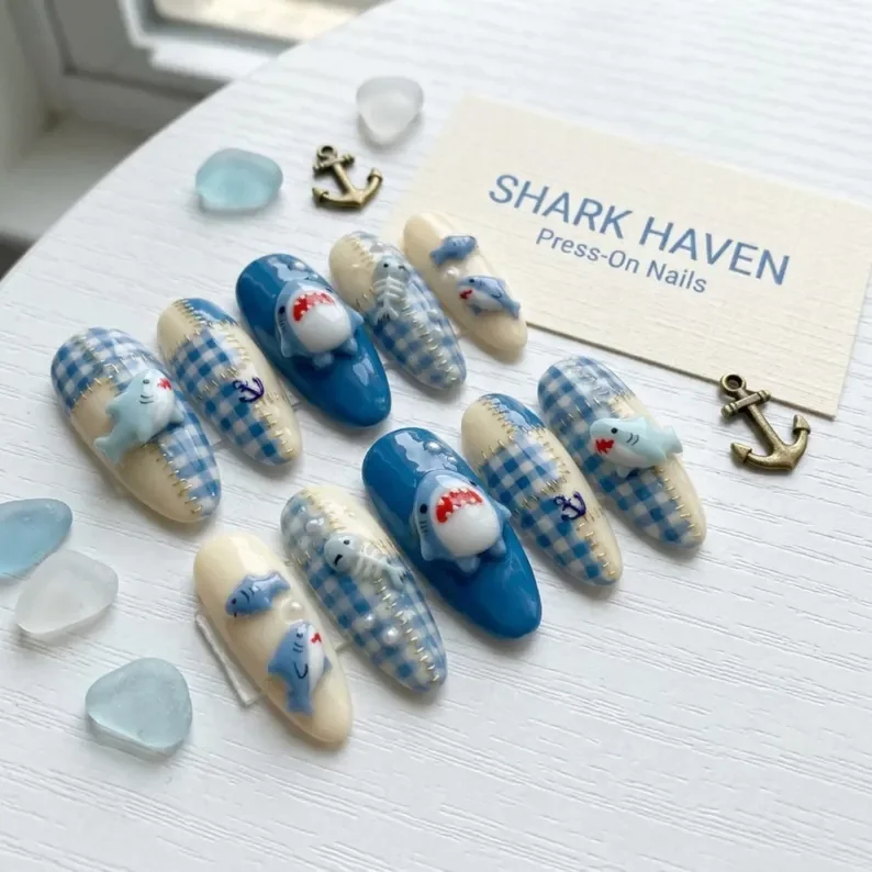 shark patchwork quilt, 3D hand-painted nails, press on nails, custom press on nails, fake nails, Nails Art, stained glass nails, gold press on nails, 3d press on nails, luxury press on nails, handmade press on nails