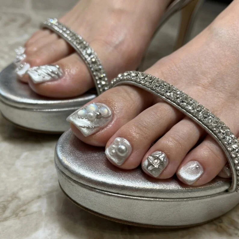 press on nails, custom press on nails, fake nails, Nails Art, stained glass nails, gold press on nails, 3d press on nails, luxury press on nails, handmade press on nails