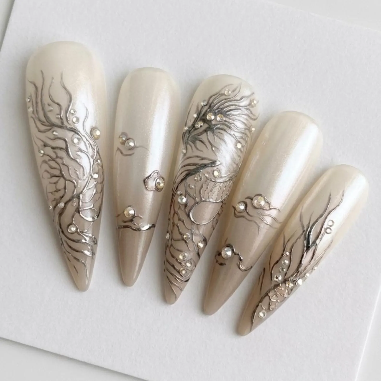 Press On Nails, Hand Painted, press on nails, custom press on nails, fake nails, Nails Art, stained glass nails, gold press on nails, 3d press on nails, luxury press on nails, handmade press on nails