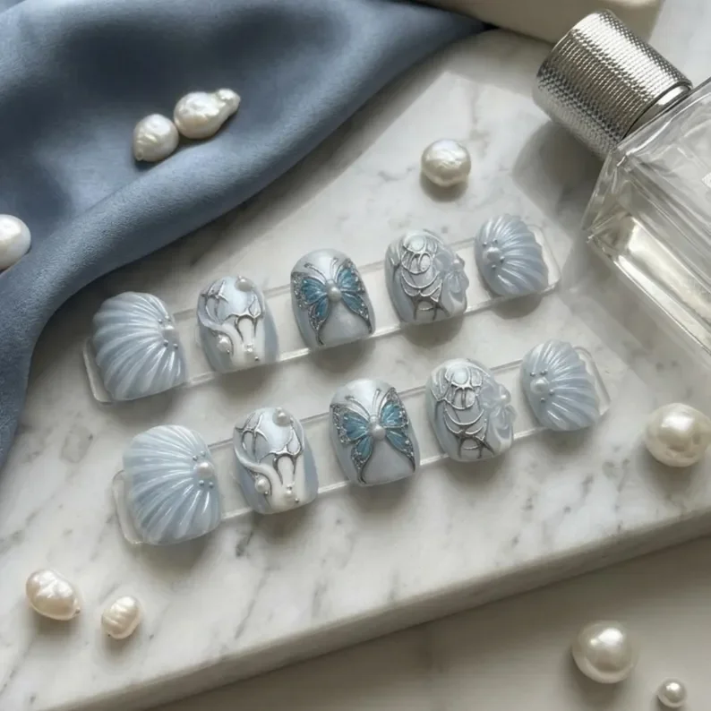 press on nails, custom press on nails, fake nails, Nails Art, stained glass nails, gold press on nails, 3d press on nails, luxury press on nails, handmade press on nails
