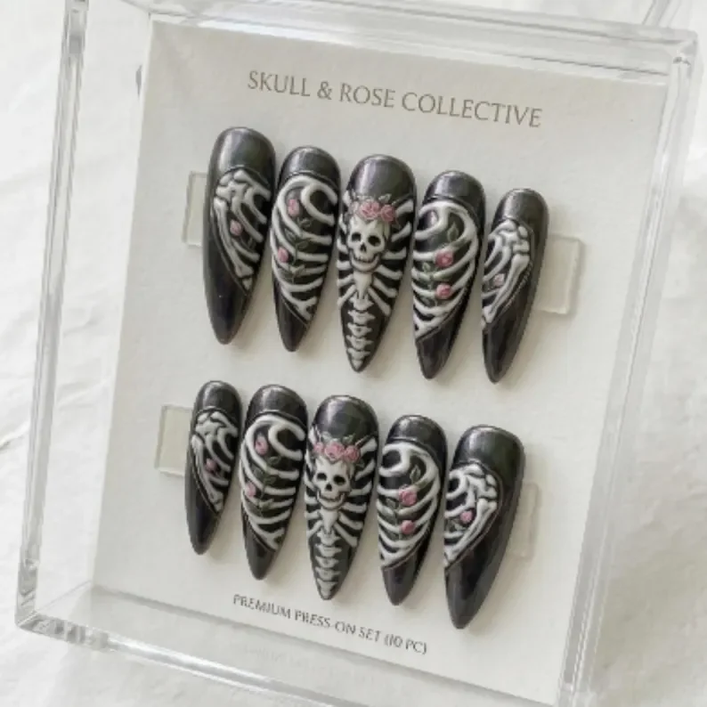 press on nails, custom press on nails, fake nails, Nails Art, stained glass nails, gold press on nails, 3d press on nails, luxury press on nails, handmade press on nails