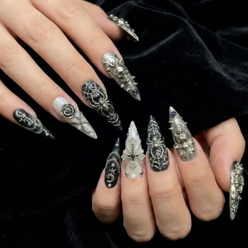 gothic press on nails, spiderweb rose design, press on nails, custom press on nails, fake nails, Nails Art, stained glass nails, gold press on nails, 3d press on nails, luxury press on nails, handmade press on nails