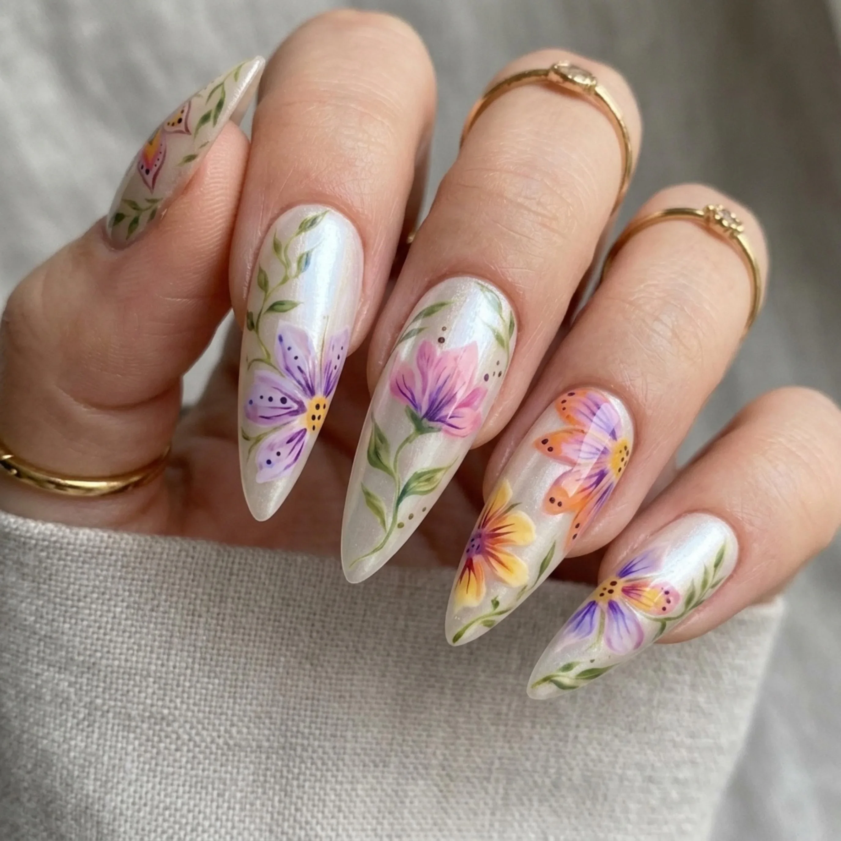 press on nails, custom press on nails, fake nails, Nails Art, stained glass nails, gold press on nails, 3d press on nails, luxury press on nails, handmade press on nails
