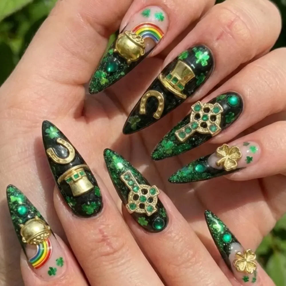 press on nails, custom press on nails, fake nails, Nails Art, stained glass nails, gold press on nails, 3d press on nails, luxury press on nails, handmade press on nails