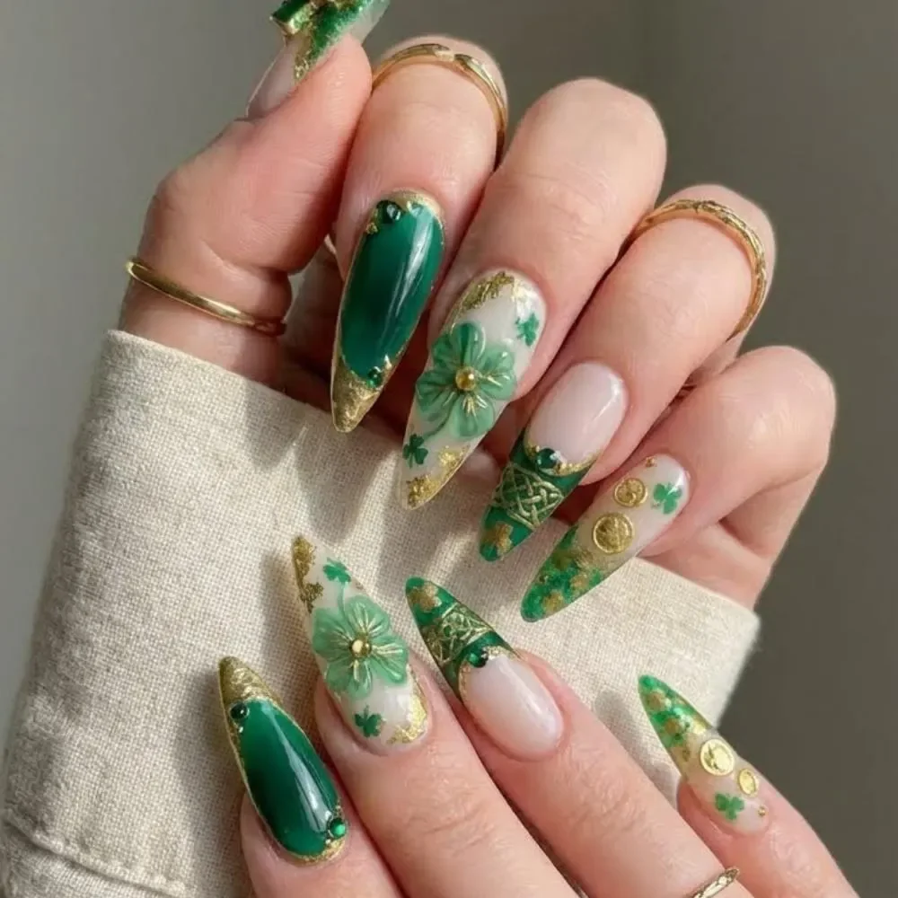 Shamrock Nails, Celtic Style, press on nails, custom press on nails, fake nails, Nails Art, stained glass nails, gold press on nails, 3d press on nails, luxury press on nails, handmade press on nails