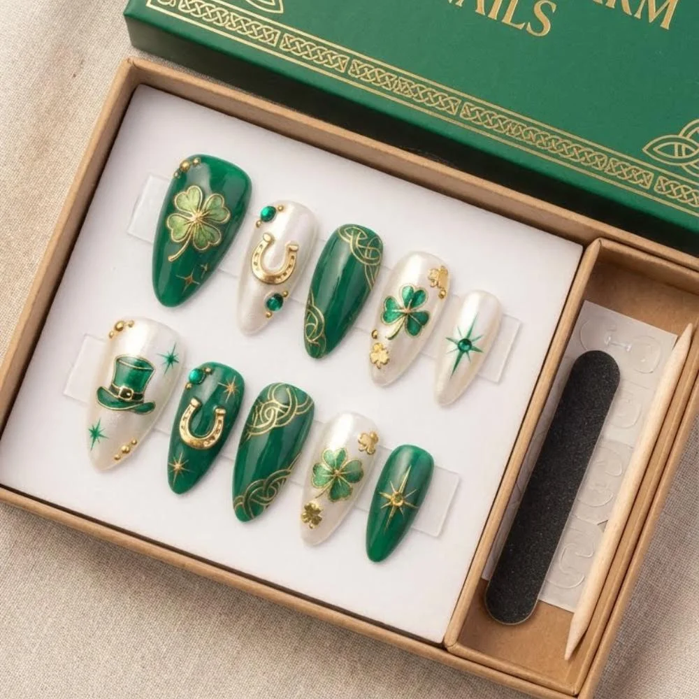Celtic Horseshoe, Handmade Fake Nails, press on nails, custom press on nails, fake nails, Nails Art, stained glass nails, gold press on nails, 3d press on nails, luxury press on nails, handmade press on nails