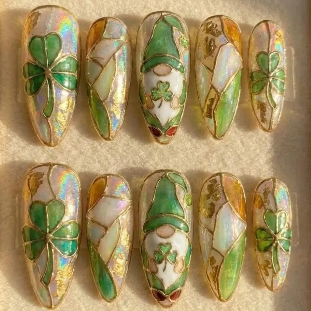 Hand Painted Nails, Clover Nail Art, press on nails, custom press on nails, fake nails, Nails Art, stained glass nails, gold press on nails, 3d press on nails, luxury press on nails, handmade press on nails