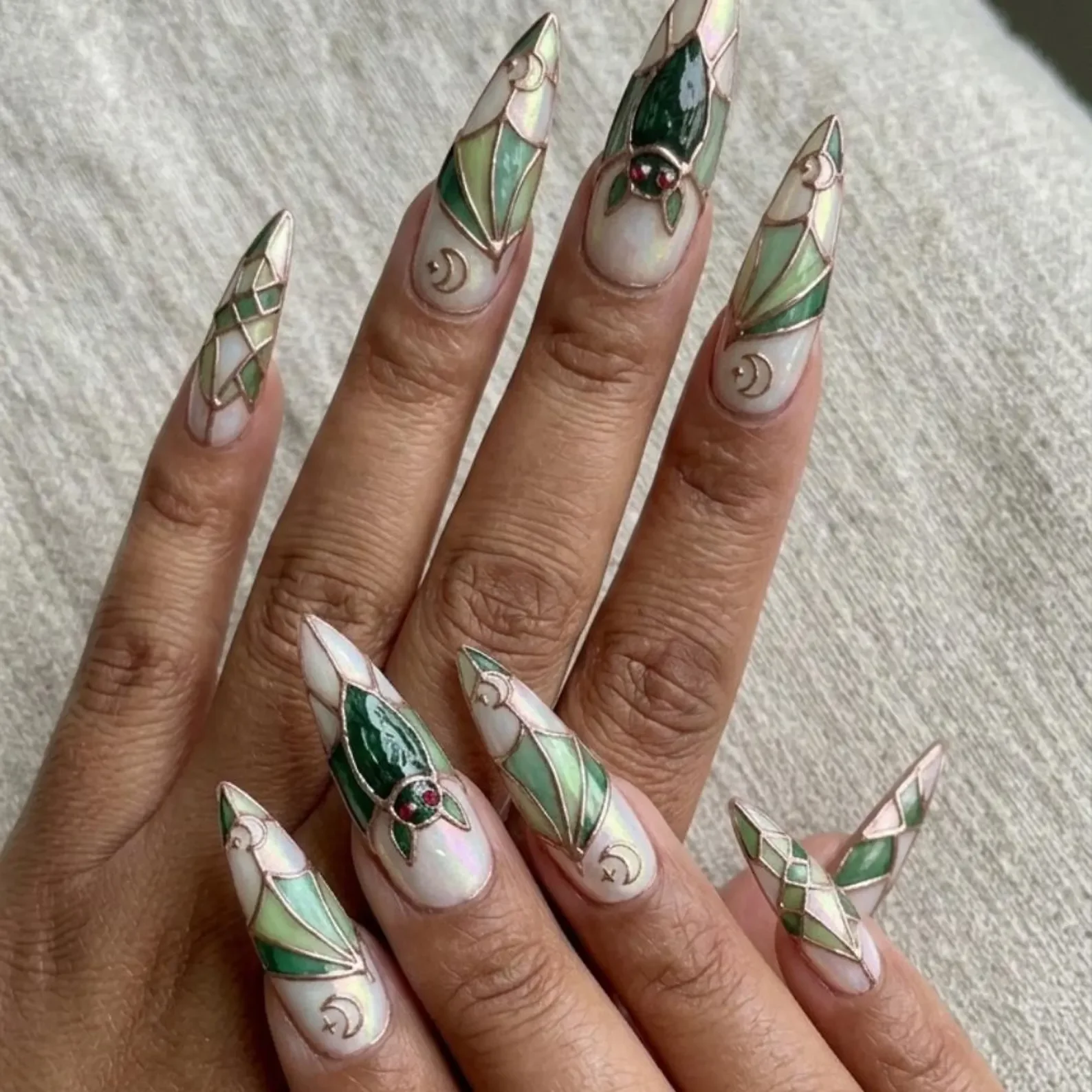 emerald opal, glass effect nails, press on nails, custom press on nails, fake nails, Nails Art, stained glass nails, gold press on nails, 3d press on nails, luxury press on nails, handmade press on nails