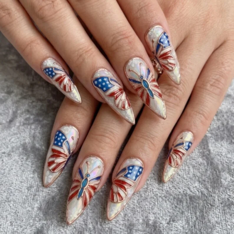 USA flag nails, Americana nail art, press on nails, custom press on nails, fake nails, Nails Art, stained glass nails, gold press on nails, 3d press on nails, luxury press on nails, handmade press on nails