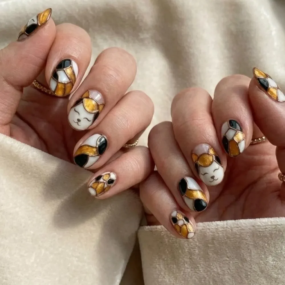 press on nails, custom press on nails, fake nails, Nails Art, stained glass nails, gold press on nails, 3d press on nails, luxury press on nails, handmade press on nails
