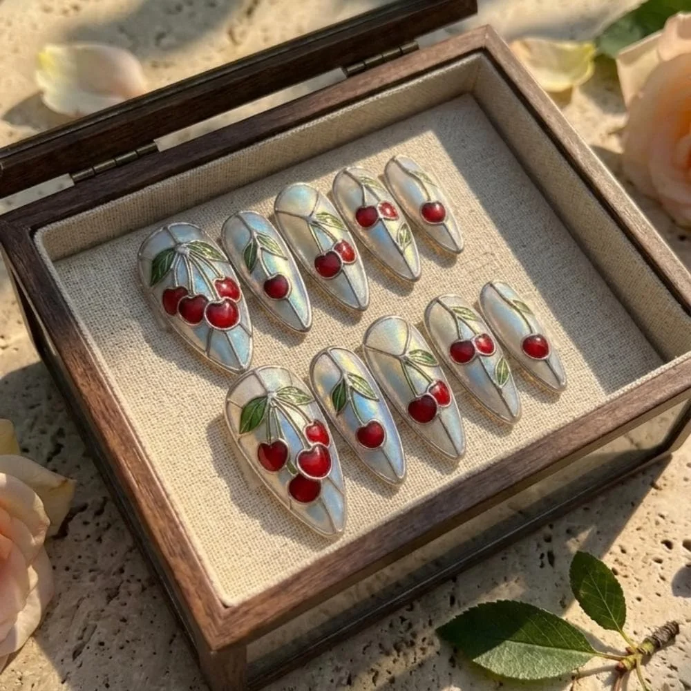 press on nails, custom press on nails, fake nails, Nails Art, stained glass nails, gold press on nails, 3d press on nails, luxury press on nails, handmade press on nails