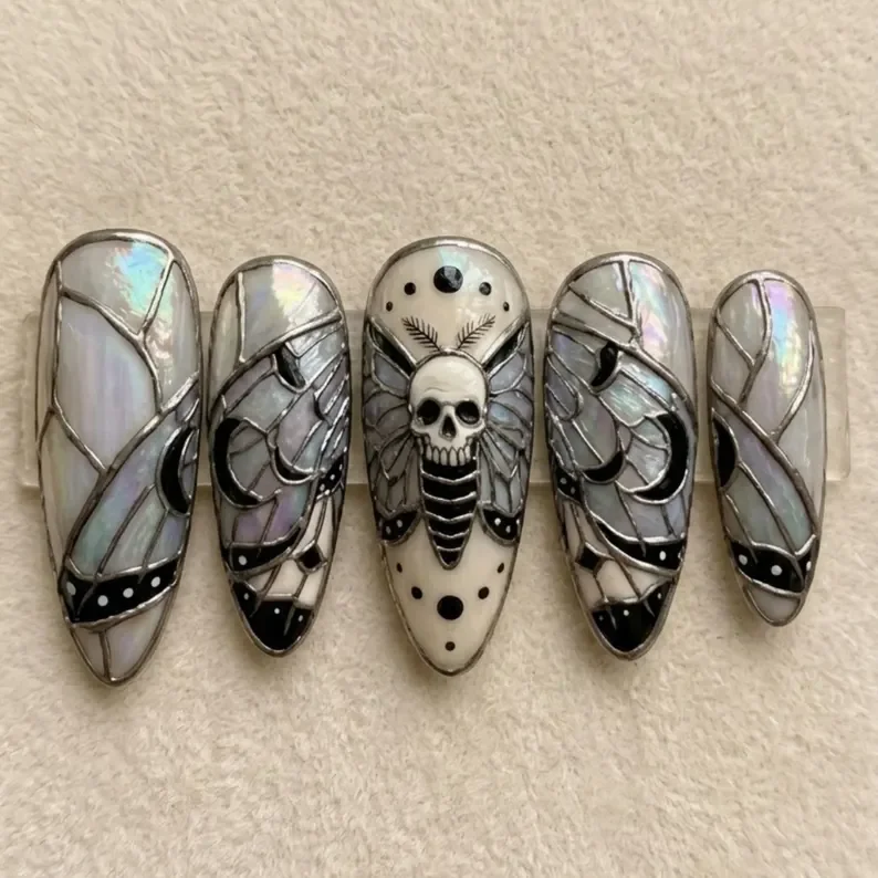 press on nails, custom press on nails, fake nails, Nails Art, stained glass nails, gold press on nails, 3d press on nails, luxury press on nails, handmade press on nails