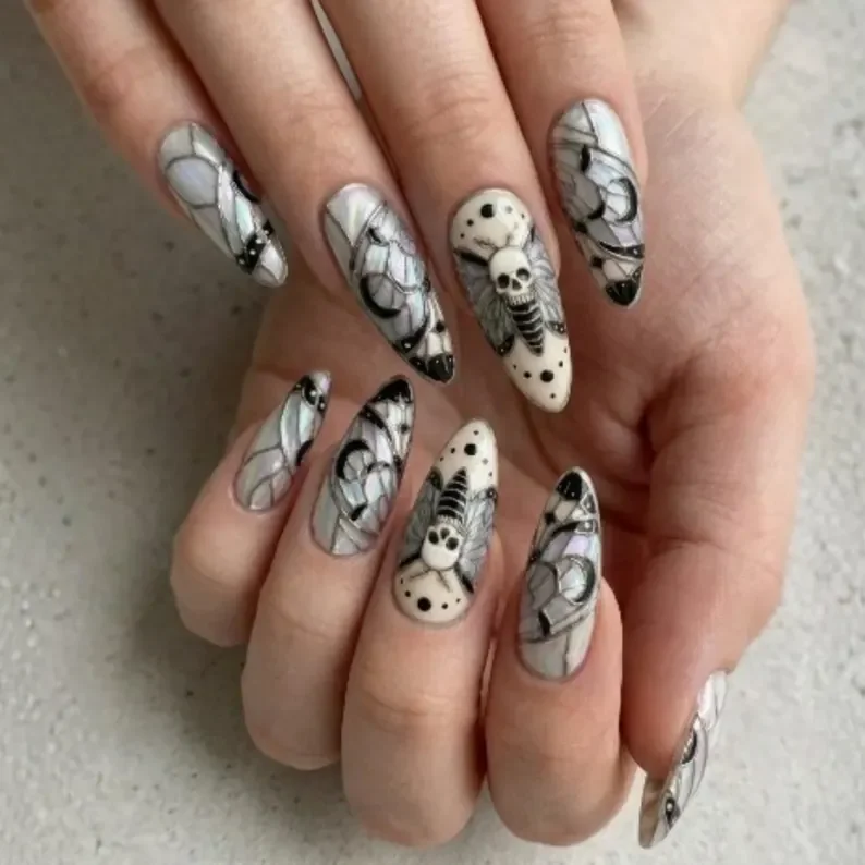 press on nails, custom press on nails, fake nails, Nails Art, stained glass nails, gold press on nails, 3d press on nails, luxury press on nails, handmade press on nails