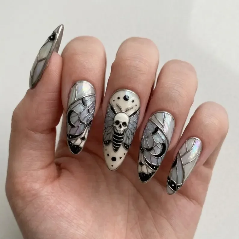 press on nails, custom press on nails, fake nails, Nails Art, stained glass nails, gold press on nails, 3d press on nails, luxury press on nails, handmade press on nails