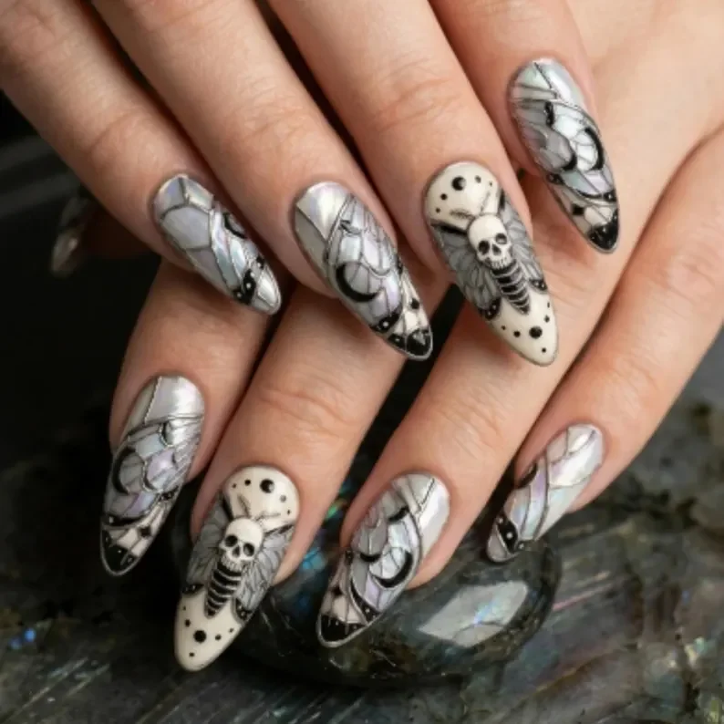 press on nails, custom press on nails, fake nails, Nails Art, stained glass nails, gold press on nails, 3d press on nails, luxury press on nails, handmade press on nails