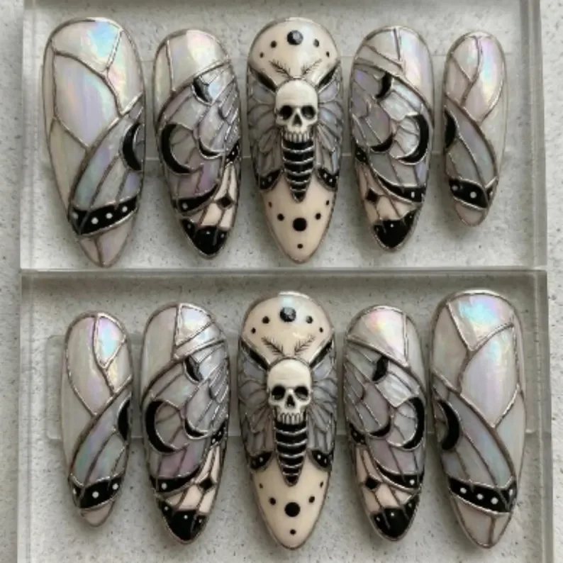 press on nails, custom press on nails, fake nails, Nails Art, stained glass nails, gold press on nails, 3d press on nails, luxury press on nails, handmade press on nails