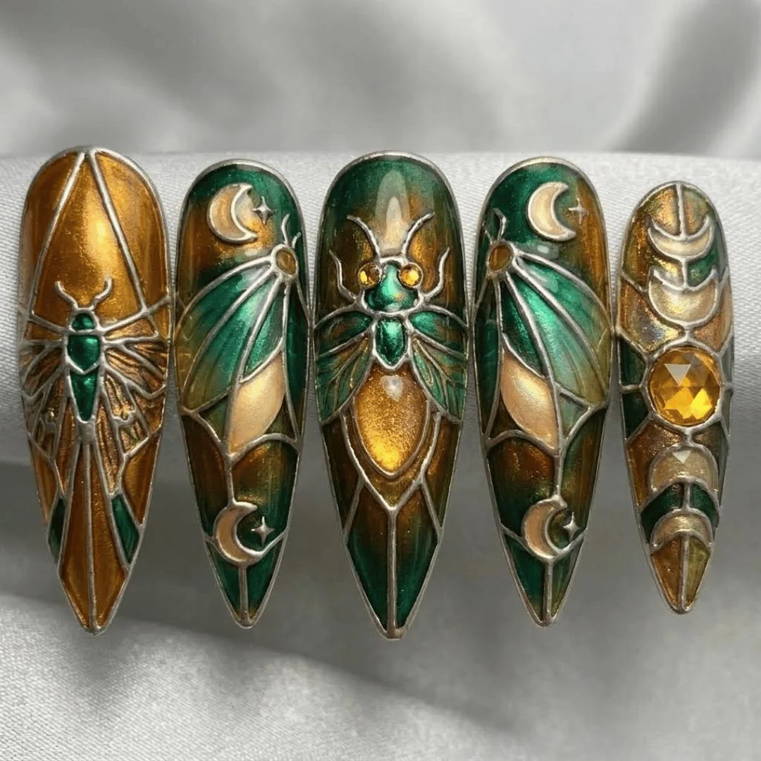 press on nails, custom press on nails, fake nails, Nails Art, stained glass nails, gold press on nails, 3d press on nails, luxury press on nails, handmade press on nails