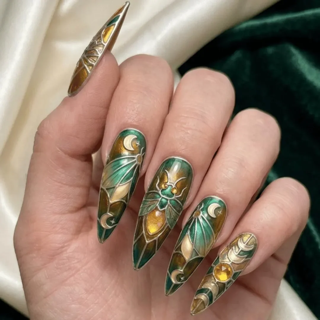 press on nails, custom press on nails, fake nails, Nails Art, stained glass nails, gold press on nails, 3d press on nails, luxury press on nails, handmade press on nails