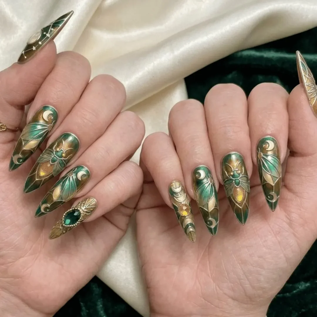 press on nails, custom press on nails, fake nails, Nails Art, stained glass nails, gold press on nails, 3d press on nails, luxury press on nails, handmade press on nails