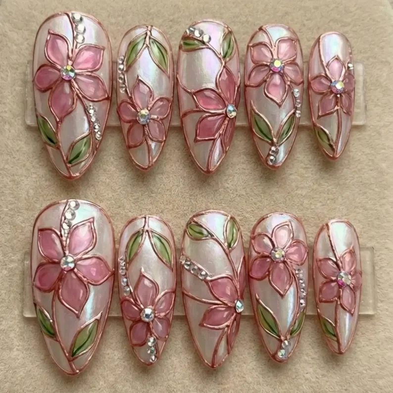 press on nails, custom press on nails, fake nails, Nails Art, stained glass nails, gold press on nails, 3d press on nails, luxury press on nails, handmade press on nails