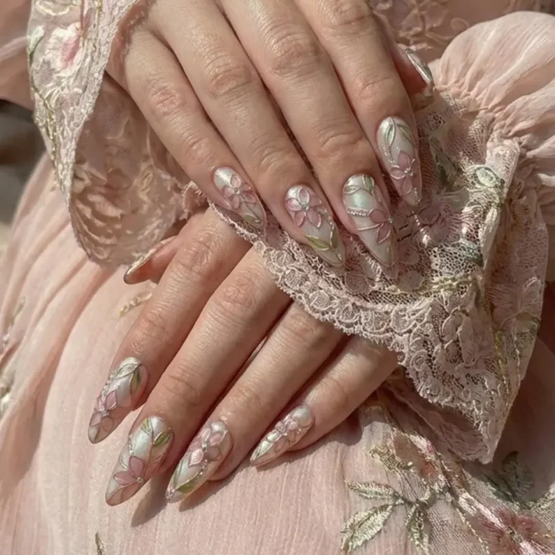 press on nails, custom press on nails, fake nails, Nails Art, stained glass nails, gold press on nails, 3d press on nails, luxury press on nails, handmade press on nails