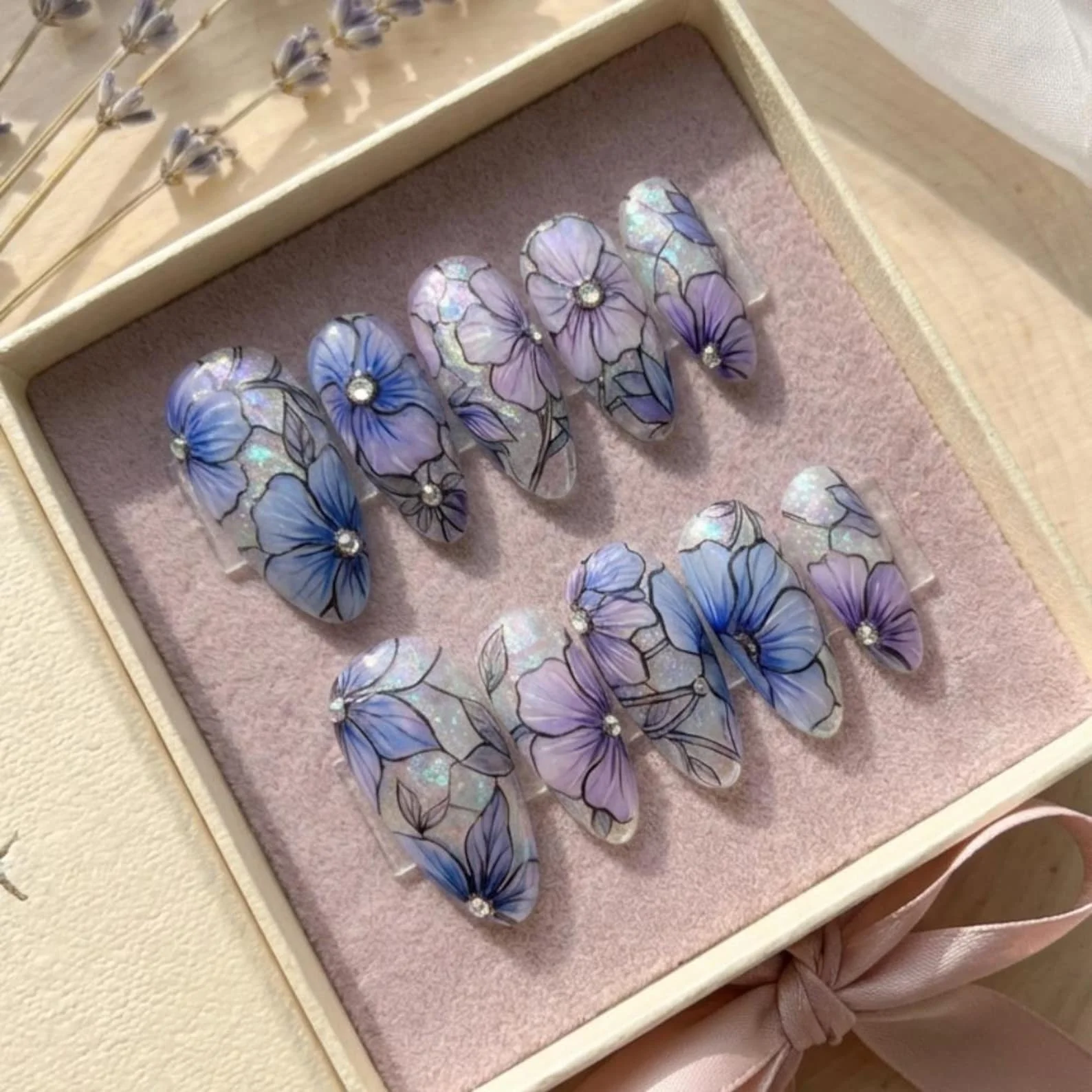 stained glass nails, floral press ons, press on nails, custom press on nails, fake nails, Nails Art, gold press on nails, 3d press on nails, luxury press on nails, handmade press on nails