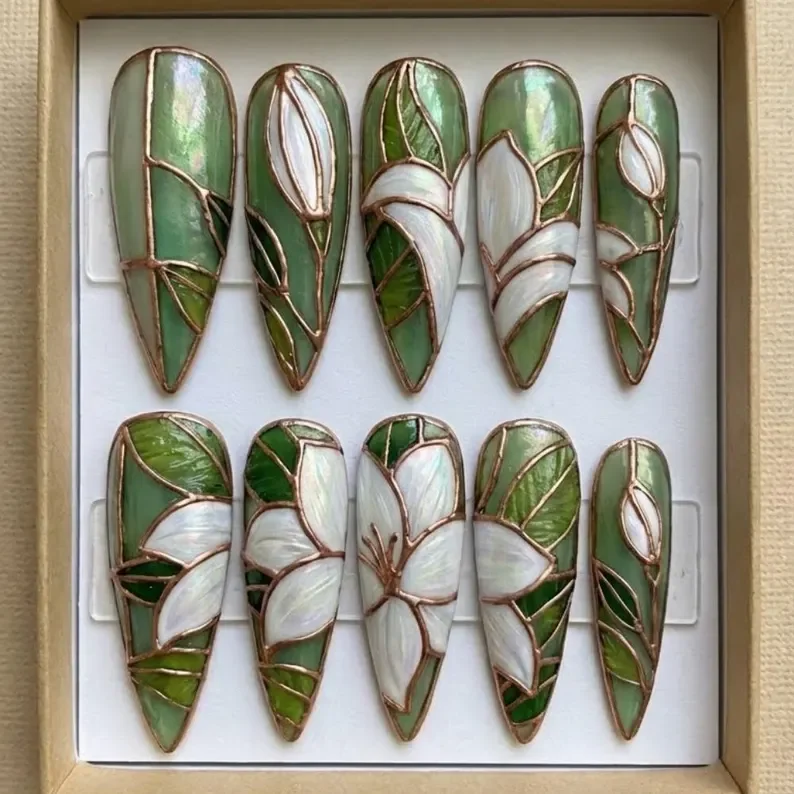 stained glass nails, lily press on, press on nails, custom press on nails, fake nails, Nails Art, gold press on nails, 3d press on nails, luxury press on nails, handmade press on nails