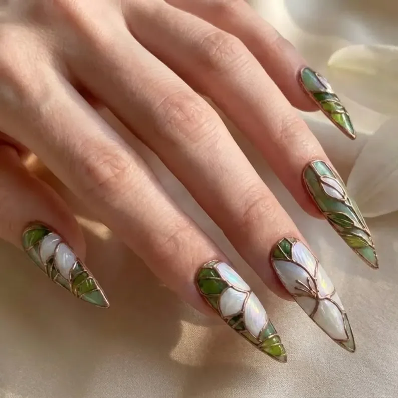 rose gold nails, sage green press on, press on nails, custom press on nails, fake nails, Nails Art, stained glass nails, gold press on nails, 3d press on nails, luxury press on nails, handmade press on nails