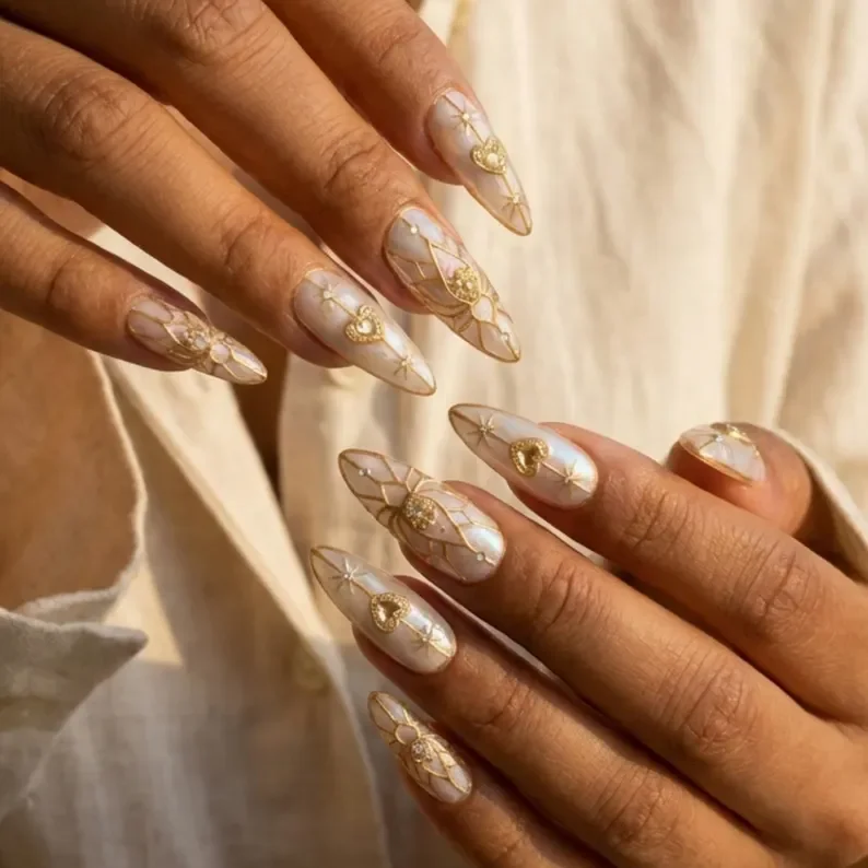 press on nails, custom press on nails, fake nails, Nails Art, stained glass nails, gold press on nails, 3d press on nails, luxury press on nails, handmade press on nails